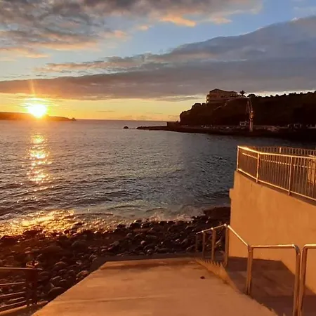 Sea Loft With A Huge Bed Apartament Icod De Los Vinos