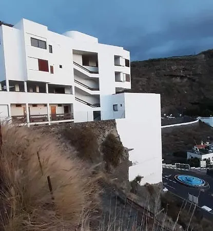 Sea Loft With A Huge Bed Apartament